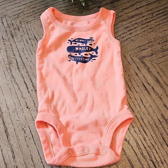 Newborn onsie Mommy Whaley Loves Me - Picture 5 of 5